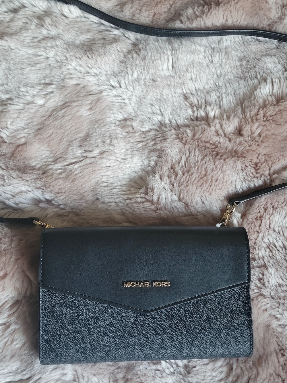 NWT Michael Kors Charlotte 3-in-1 Black Saffiano Leather Tote w/ Two Crossbodies - Picture 9 of 10